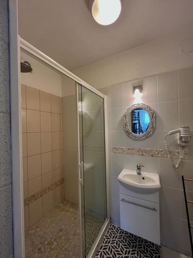 Appartement En Rez De Villa Beausite ماندوليو لا نابول المظهر الخارجي الصورة